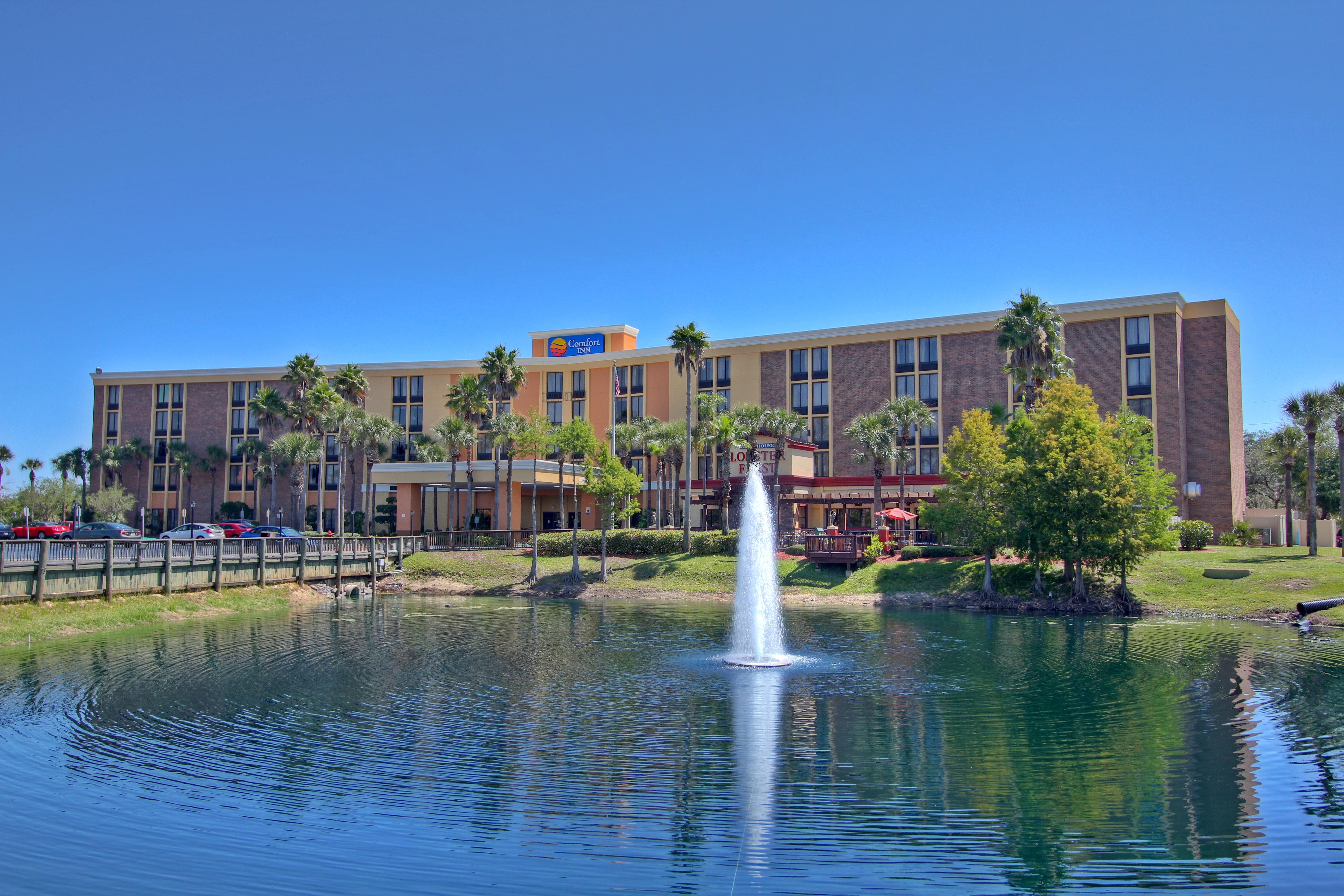 Comfort Inn & Suites Kissimmee By The Parks Four Corners Eksteriør billede