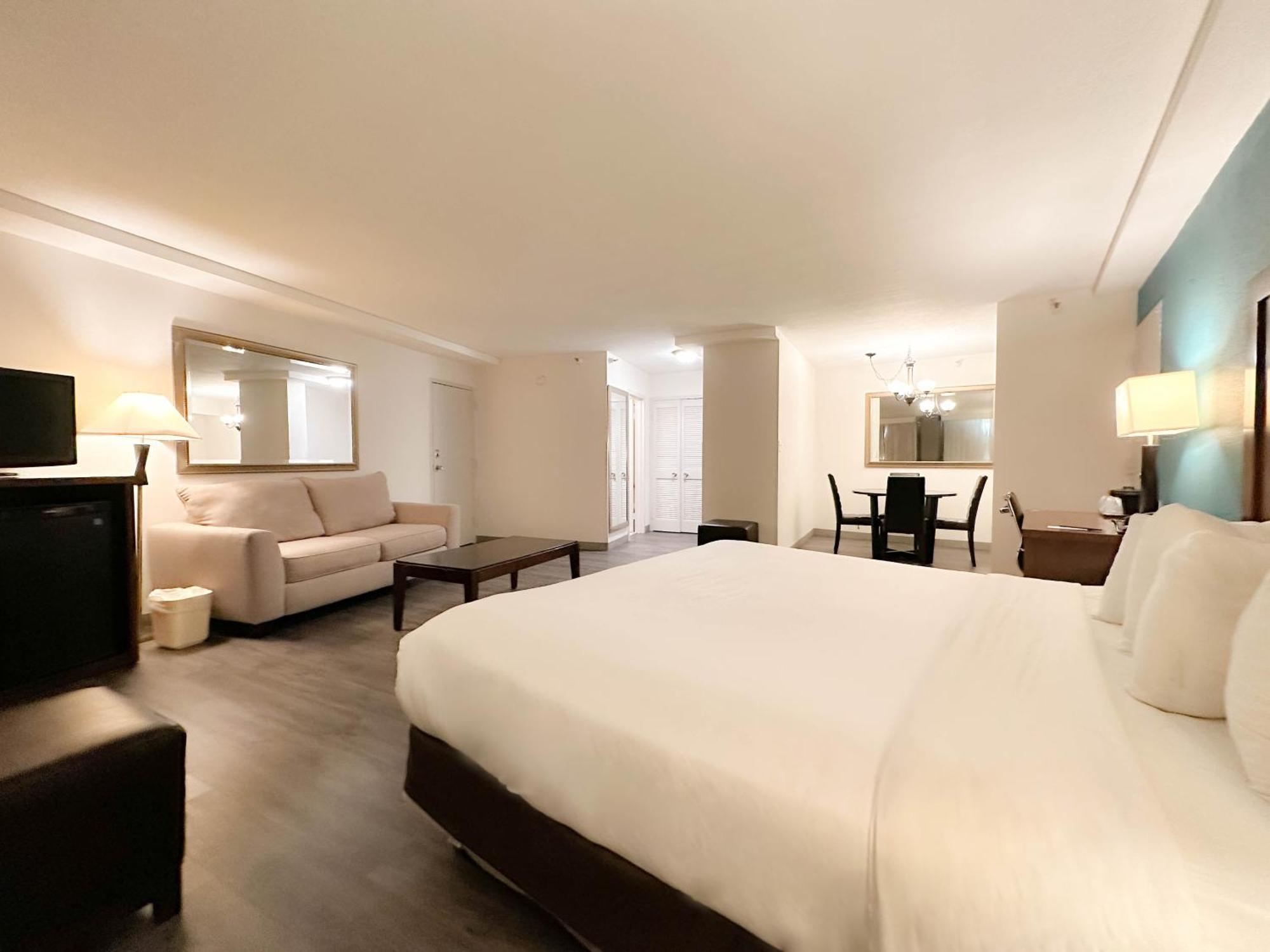 Comfort Inn & Suites Kissimmee By The Parks Four Corners Eksteriør billede