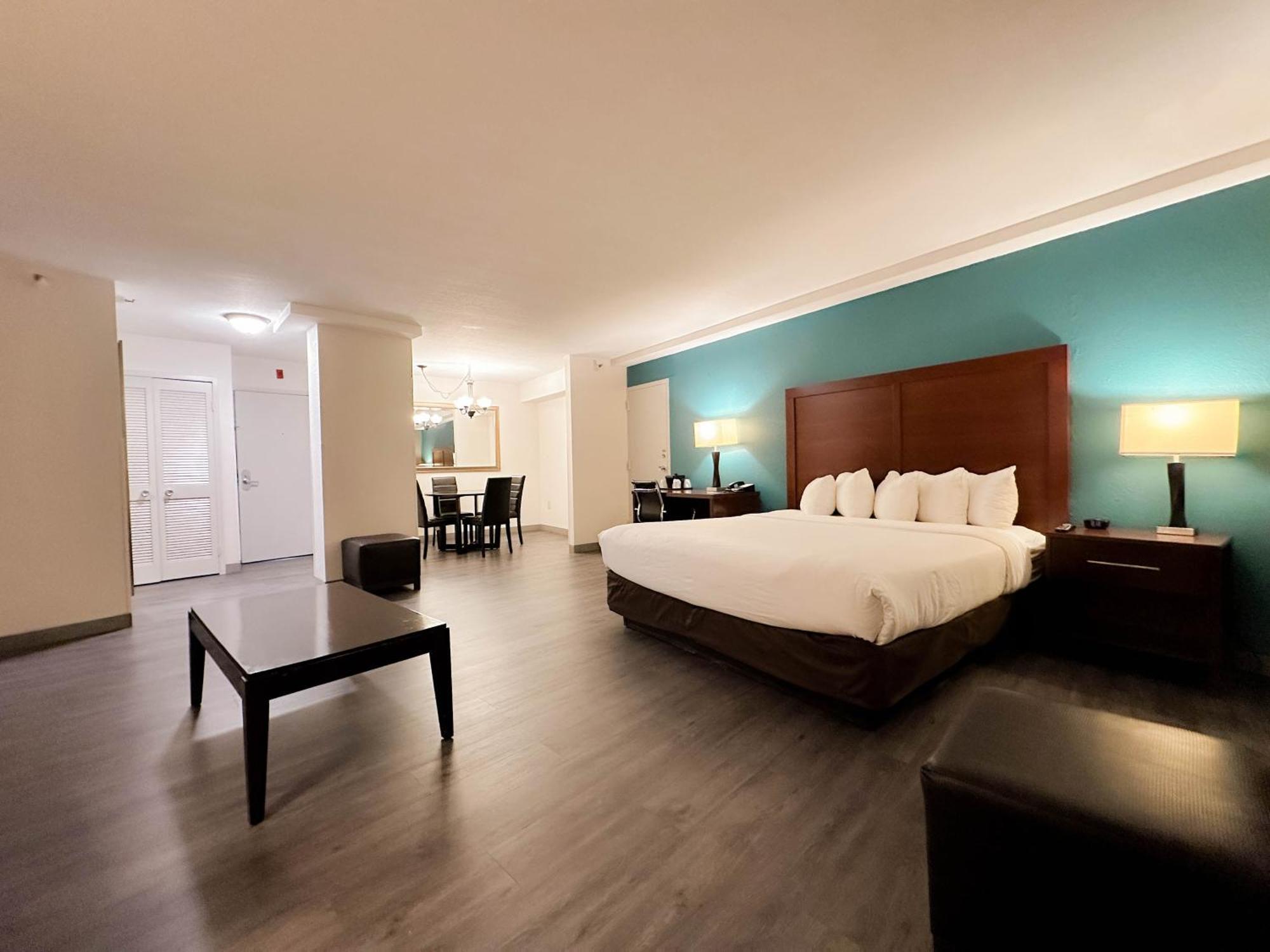 Comfort Inn & Suites Kissimmee By The Parks Four Corners Eksteriør billede