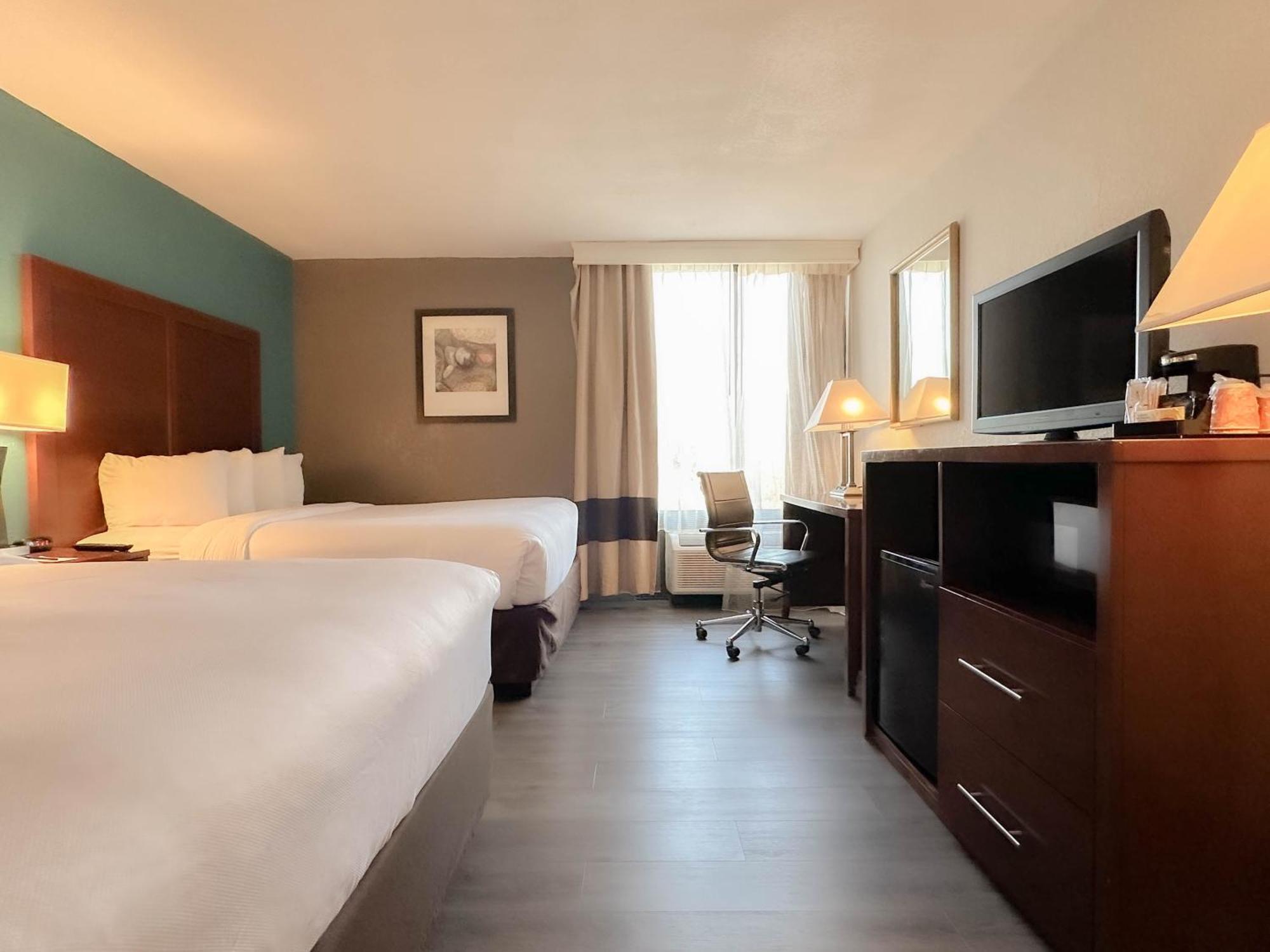 Comfort Inn & Suites Kissimmee By The Parks Four Corners Eksteriør billede