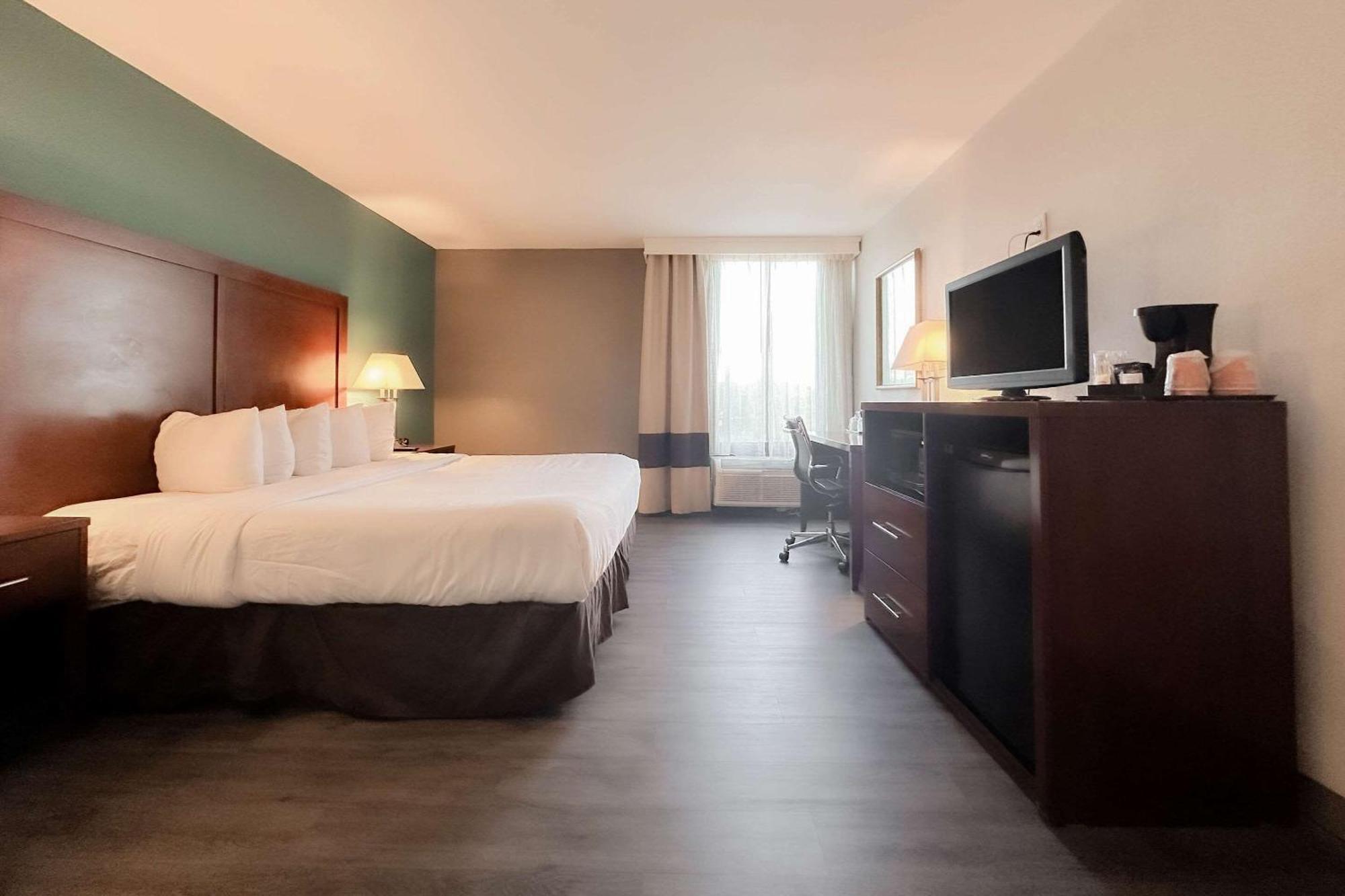 Comfort Inn & Suites Kissimmee By The Parks Four Corners Eksteriør billede